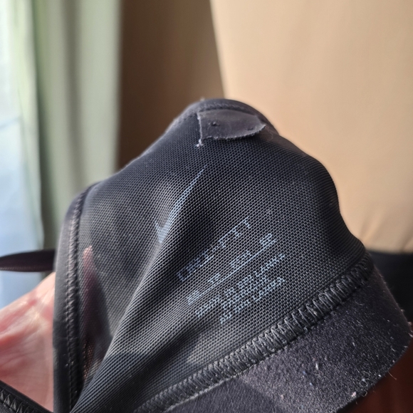 Nike Vented Black Lightly Padded Sports Bra Size Women's Extra Small - Picture 7 of 7